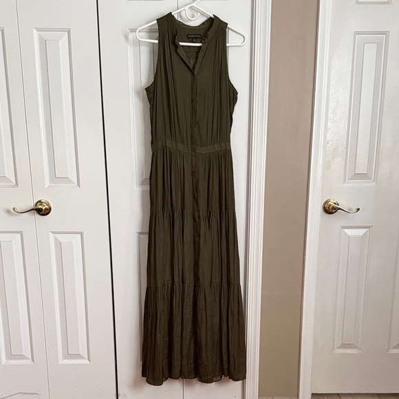 Banana Republic Dresses & Skirts - Banana Republic Dark Olive Maxi Dress